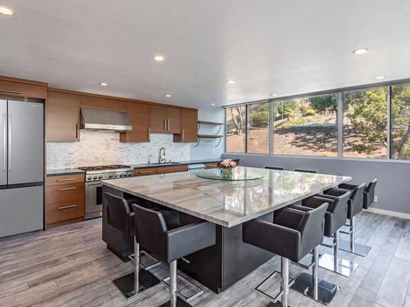 17352 W Sunset Boulevard 202, Pacific Palisades CA 90272