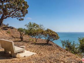 17352 W Sunset Boulevard 202, Pacific Palisades CA 90272