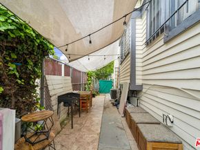 1946 S La Salle Avenue, Los Angeles CA 90018