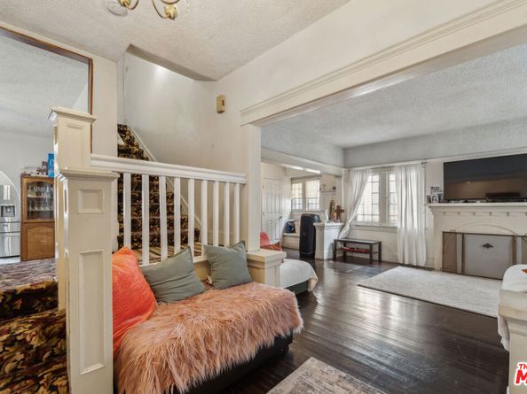1946 S La Salle Avenue, Los Angeles CA 90018