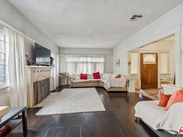 1946 S La Salle Avenue, Los Angeles CA 90018