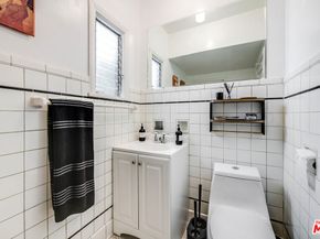 157 N Las Palmas Avenue, Los Angeles CA 90004