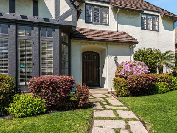 157 N Las Palmas Avenue, Los Angeles CA 90004