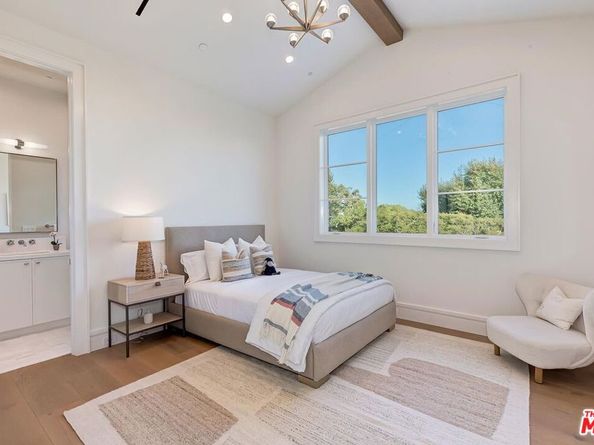 1675 San Remo Drive, Pacific Palisades CA 90272