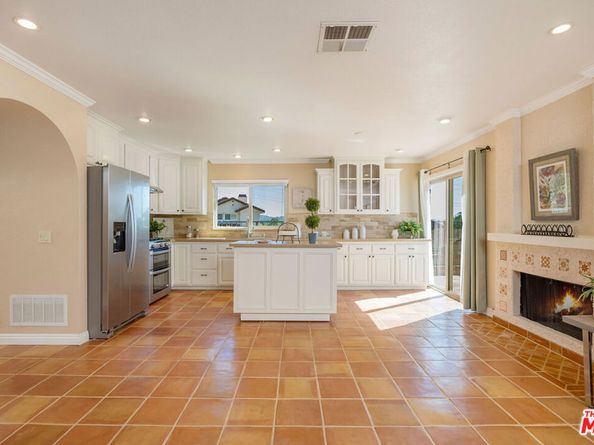 2670 Sunnydale Drive, Duarte CA 91010