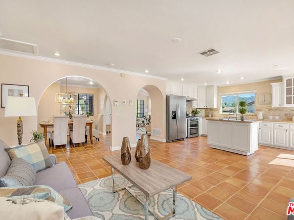 2670 Sunnydale Drive, Duarte CA 91010