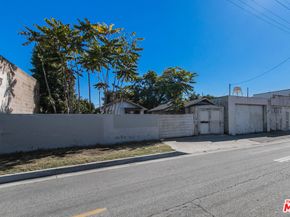 6535 Regent Street, Huntington Park CA 90255