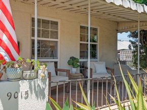 9015 W 24th Street, Los Angeles CA 90034