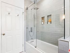 9015 W 24th Street, Los Angeles CA 90034