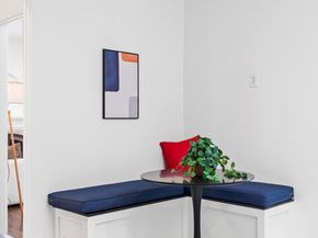 9015 W 24th Street, Los Angeles CA 90034