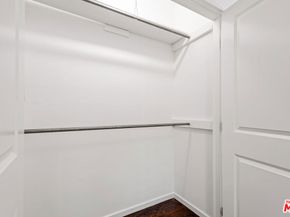 9015 W 24th Street, Los Angeles CA 90034