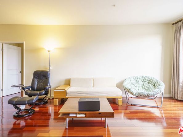 4568 W 1ST Street 308, Los Angeles CA 90004