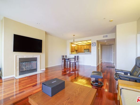 4568 W 1ST Street 308, Los Angeles CA 90004
