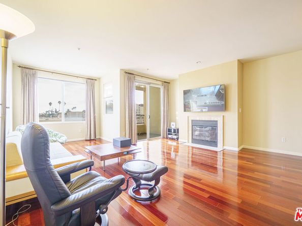 4568 W 1ST Street 308, Los Angeles CA 90004
