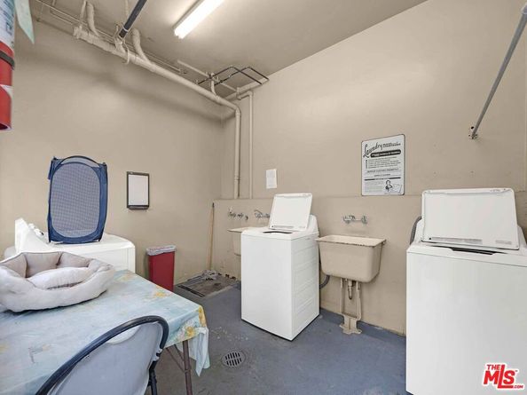 3166 S Sepulveda Boulevard 22, Los Angeles CA 90034