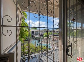 3166 S Sepulveda Boulevard 22, Los Angeles CA 90034