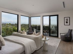 2950 Club Drive, Los Angeles CA 90064