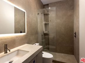 2950 Club Drive, Los Angeles CA 90064