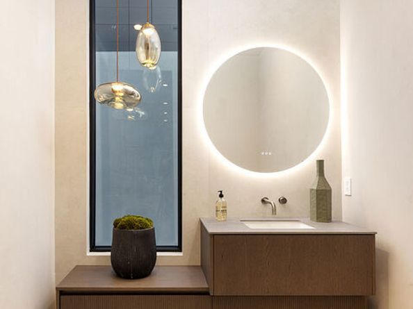 2950 Club Drive, Los Angeles CA 90064