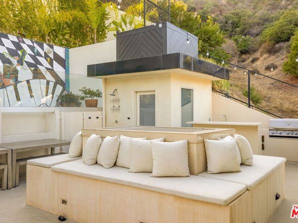 2407 San Marco Drive, Los Angeles CA 90068