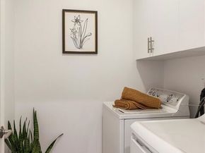 644 N Gramercy Place, Los Angeles CA 90004