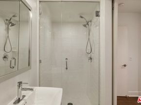 644 N Gramercy Place, Los Angeles CA 90004