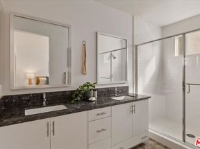 644 N Gramercy Place, Los Angeles CA 90004