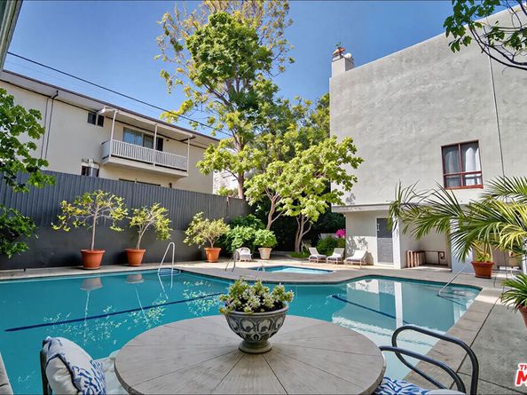 1887 Greenfield Avenue 110, Los Angeles CA 90025