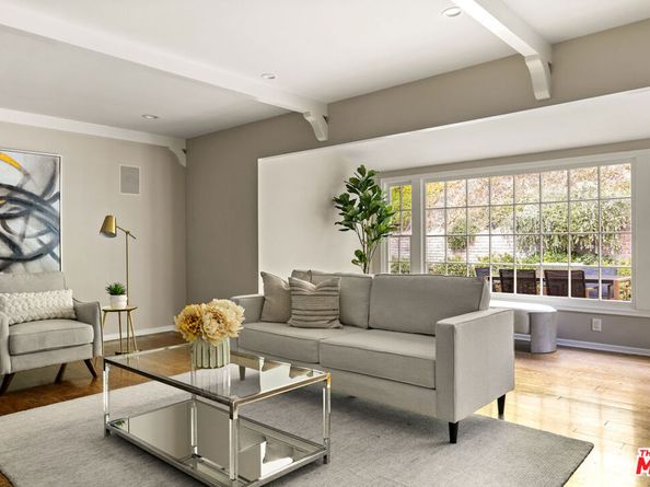 3920 Stone Canyon Avenue, Sherman Oaks CA 91403