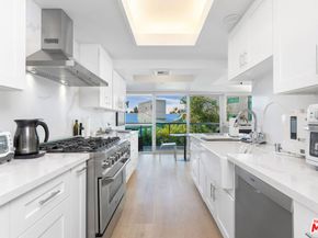 13600 MARINA POINTE Drive 401, Marina Del Rey CA 90292