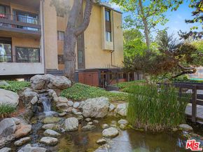8675 Falmouth Avenue 110, Playa Del Rey CA 90293