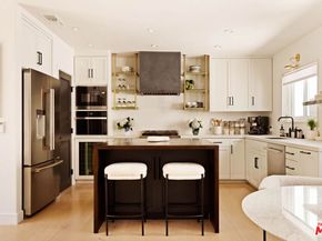 446 San Vicente Boulevard 304, Santa Monica CA 90402