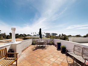446 San Vicente Boulevard 304, Santa Monica CA 90402