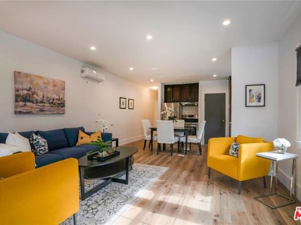 910 Victoria Avenue, Venice CA 90291
