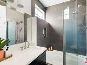 12016 Washington Place 117, Los Angeles CA 90066