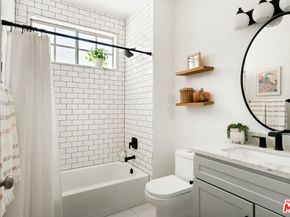 12016 Washington Place 117, Los Angeles CA 90066