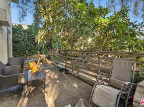2241 Ewing Street, Los Angeles CA 90039