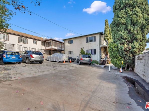 2241 Ewing Street, Los Angeles CA 90039