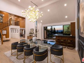 3915 Vista Linda Drive, Encino CA 91316
