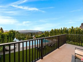 3915 Vista Linda Drive, Encino CA 91316