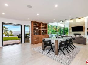 3915 Vista Linda Drive, Encino CA 91316