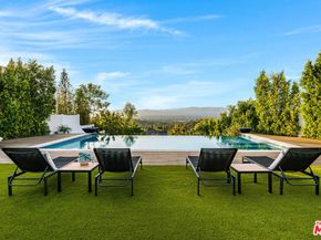 3915 Vista Linda Drive, Encino CA 91316