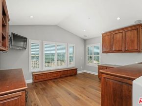 16778 Calle Arbolada, Pacific Palisades CA 90272