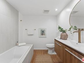 1244 14th Street E, Santa Monica CA 90404