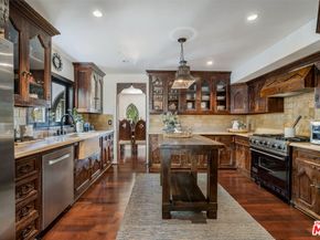 8054 Fareholm Drive, Los Angeles CA 90046