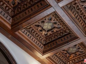 8054 Fareholm Drive, Los Angeles CA 90046