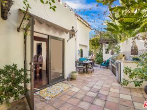 8054 Fareholm Drive, Los Angeles CA 90046