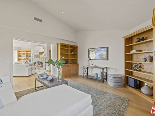 29821 Pacific Coast Highway, Malibu CA 90265