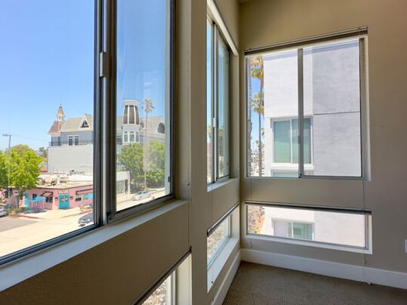 13342 W Washington Boulevard, Culver City CA 90066