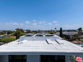 1917 S Bedford Street, Los Angeles CA 90034